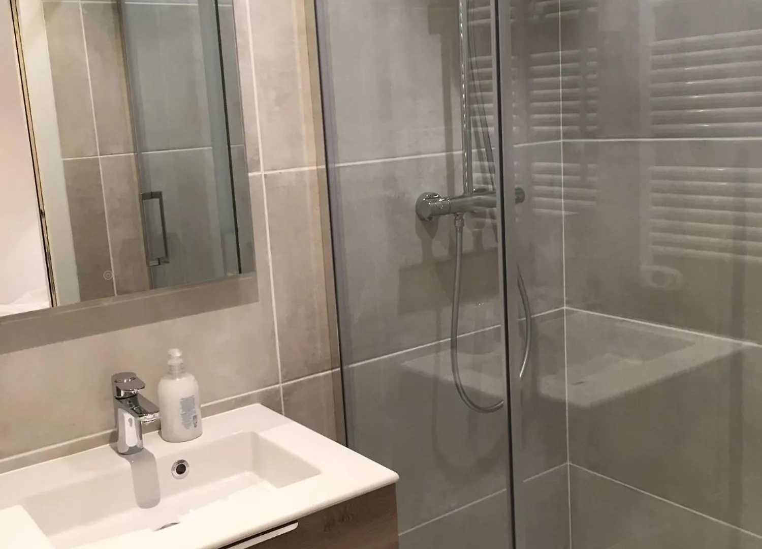Apartment Superbe Vue, Acces Skis Aux Pieds, Tres Agreable Courchevel