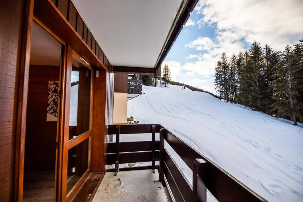 Superbe Vue, Acces Skis Aux Pieds, Tres Agreable クールシュヴェル 0*,